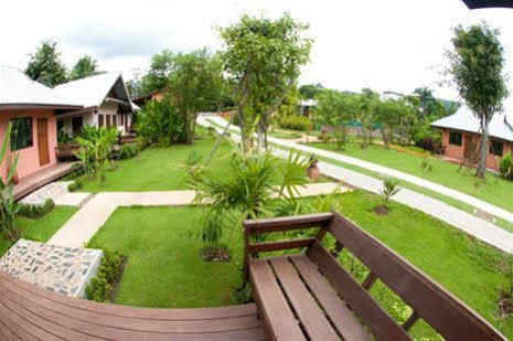 Monn Phu Phrai Resort Chiang Mai Exterior photo